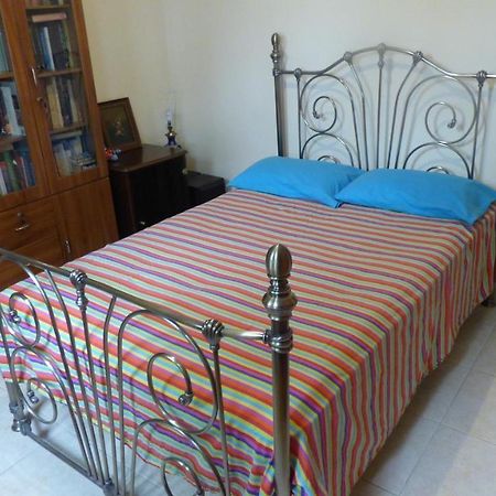 Kalampakas Guesthouse Ларнака Екстериор снимка