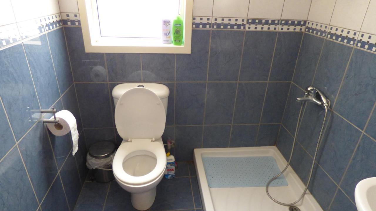 Kalampakas Guesthouse Ларнака Екстериор снимка