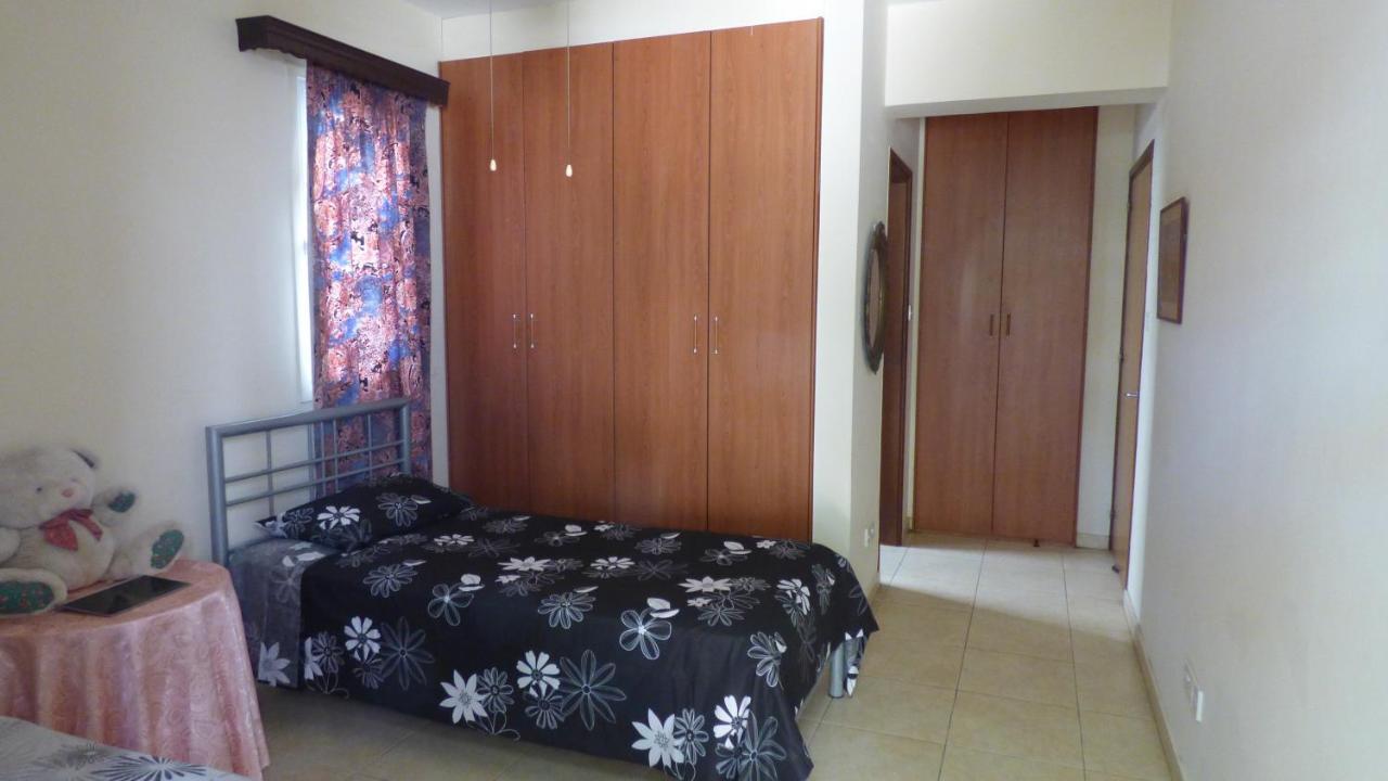 Kalampakas Guesthouse Ларнака Екстериор снимка