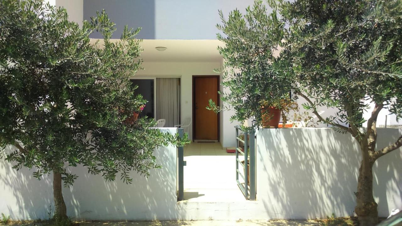 Kalampakas Guesthouse Ларнака Екстериор снимка