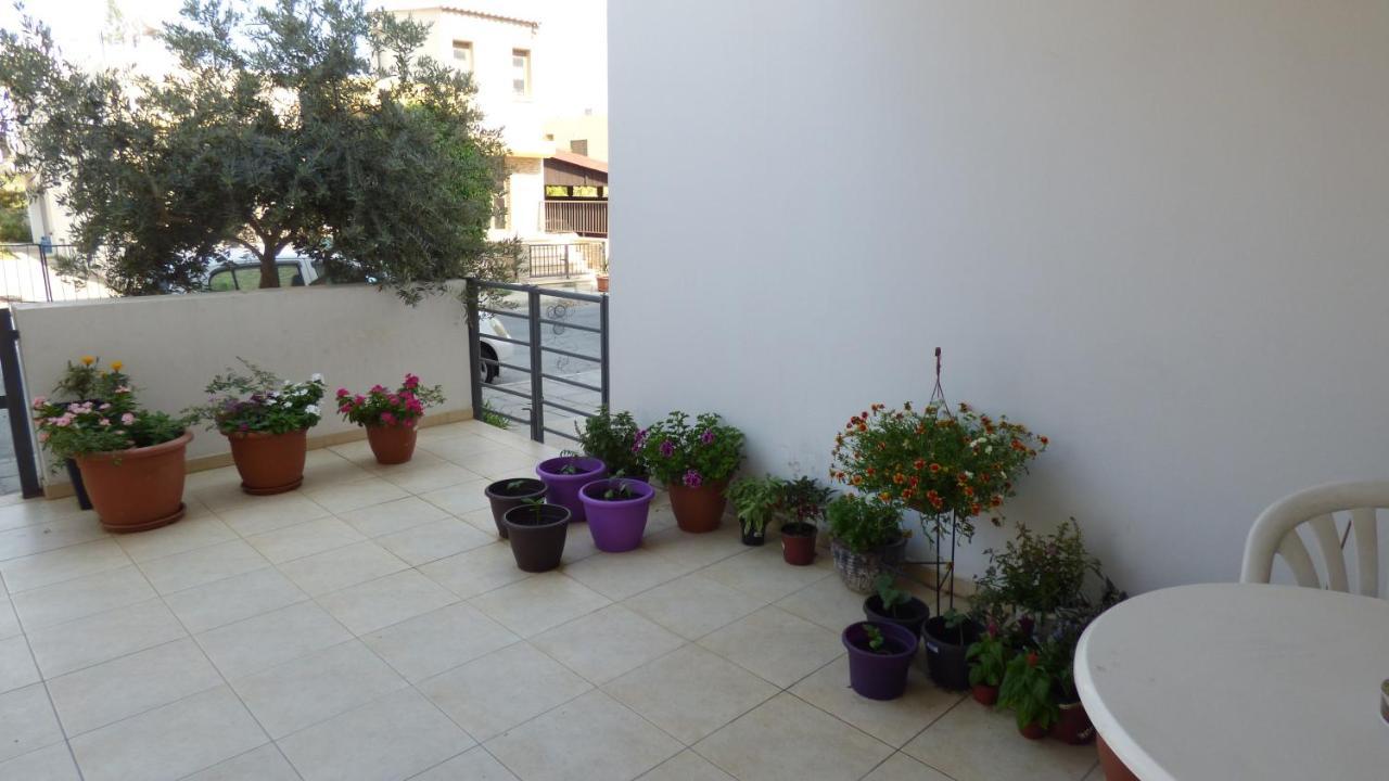 Kalampakas Guesthouse Ларнака Екстериор снимка